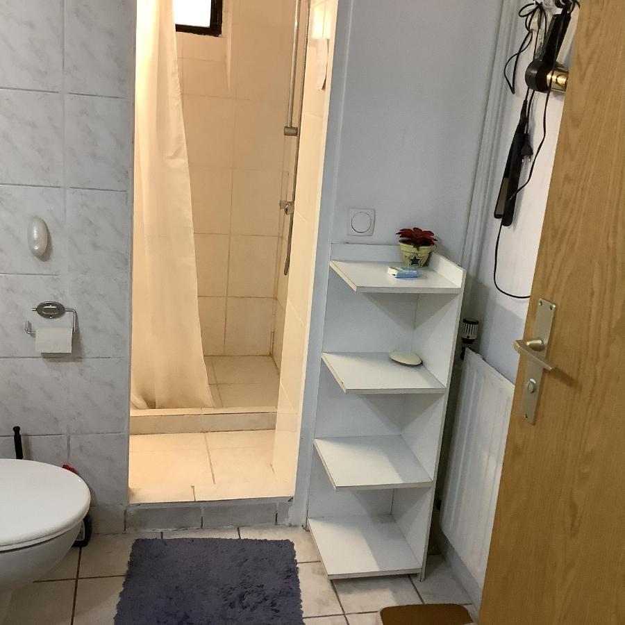 Gemuetliches Zimmer Im Seterant/Untergeschoss Essen Exterior foto
